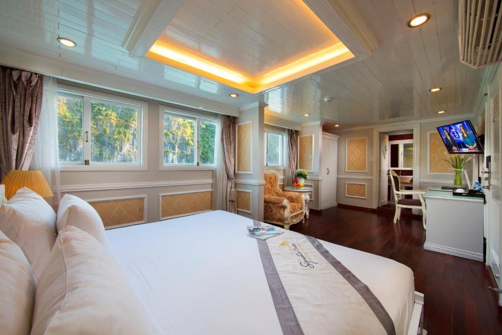 Suite Junior với Bể sục – 2 Ngày 1 Đêm