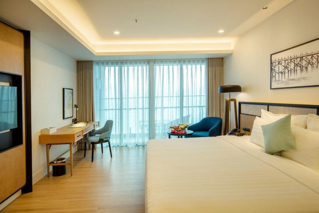 Phòng Deluxe Giường Đôi Có Ban Công