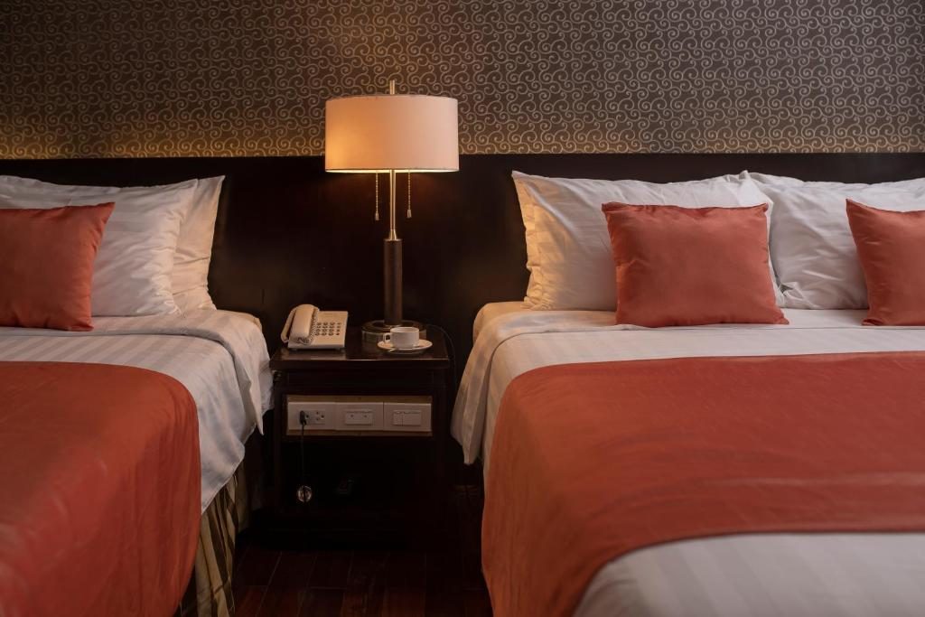 Suite Gia Đình