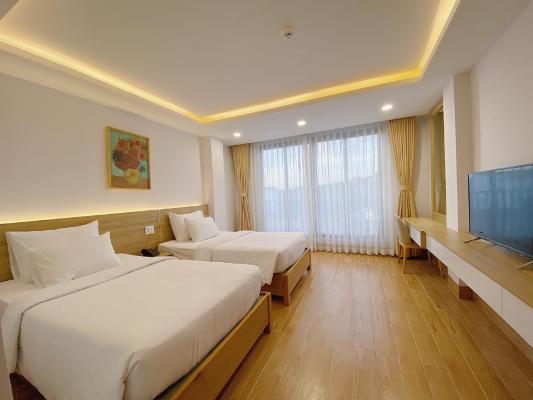 Phòng cho 3 người có Ban Công