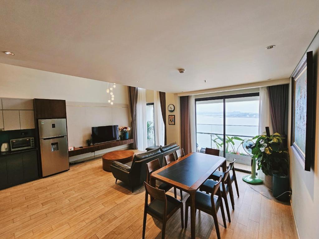 Citadines Seaview Duplex Apartment