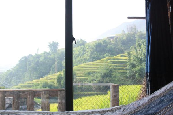 Bungalow Deluxe Nhìn Ra Khu Vườn