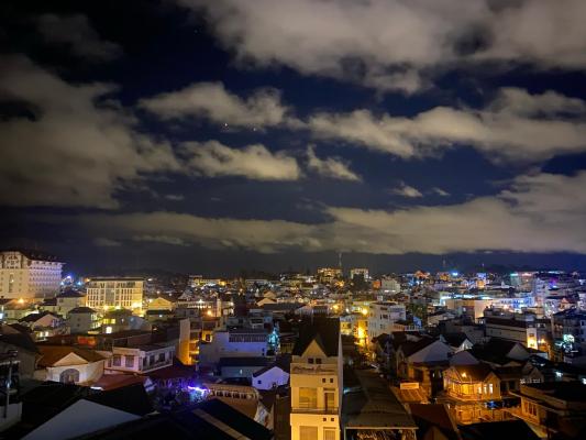 Phòng 2 Giường Đơn Nhìn Ra Núi