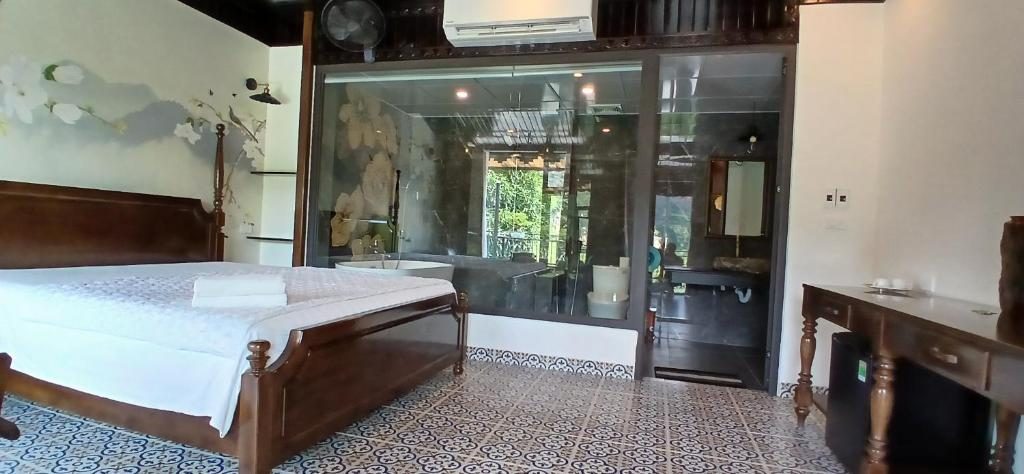 Suite Deluxe Có Giường Cỡ King