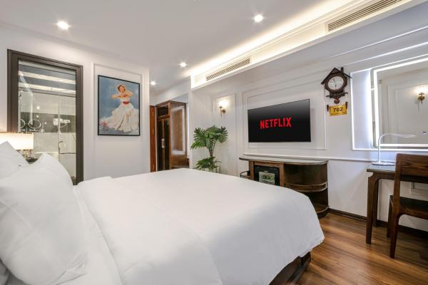 Phòng Deluxe Có Giường Cỡ King