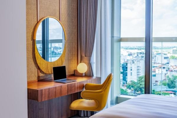 Superior Double Club Floor Room