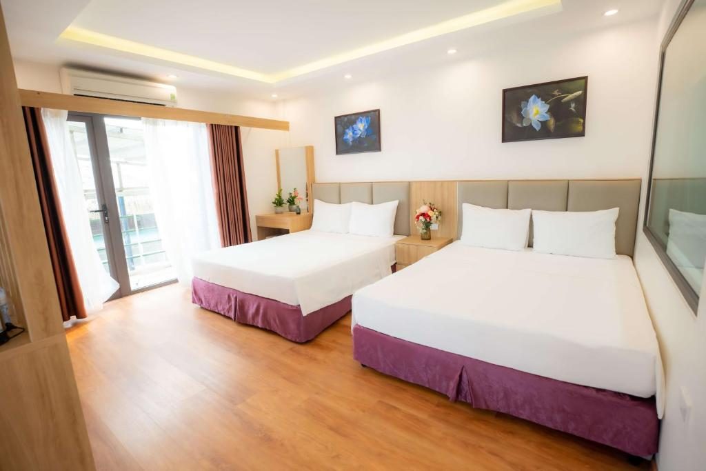 Phòng Deluxe 4 Người